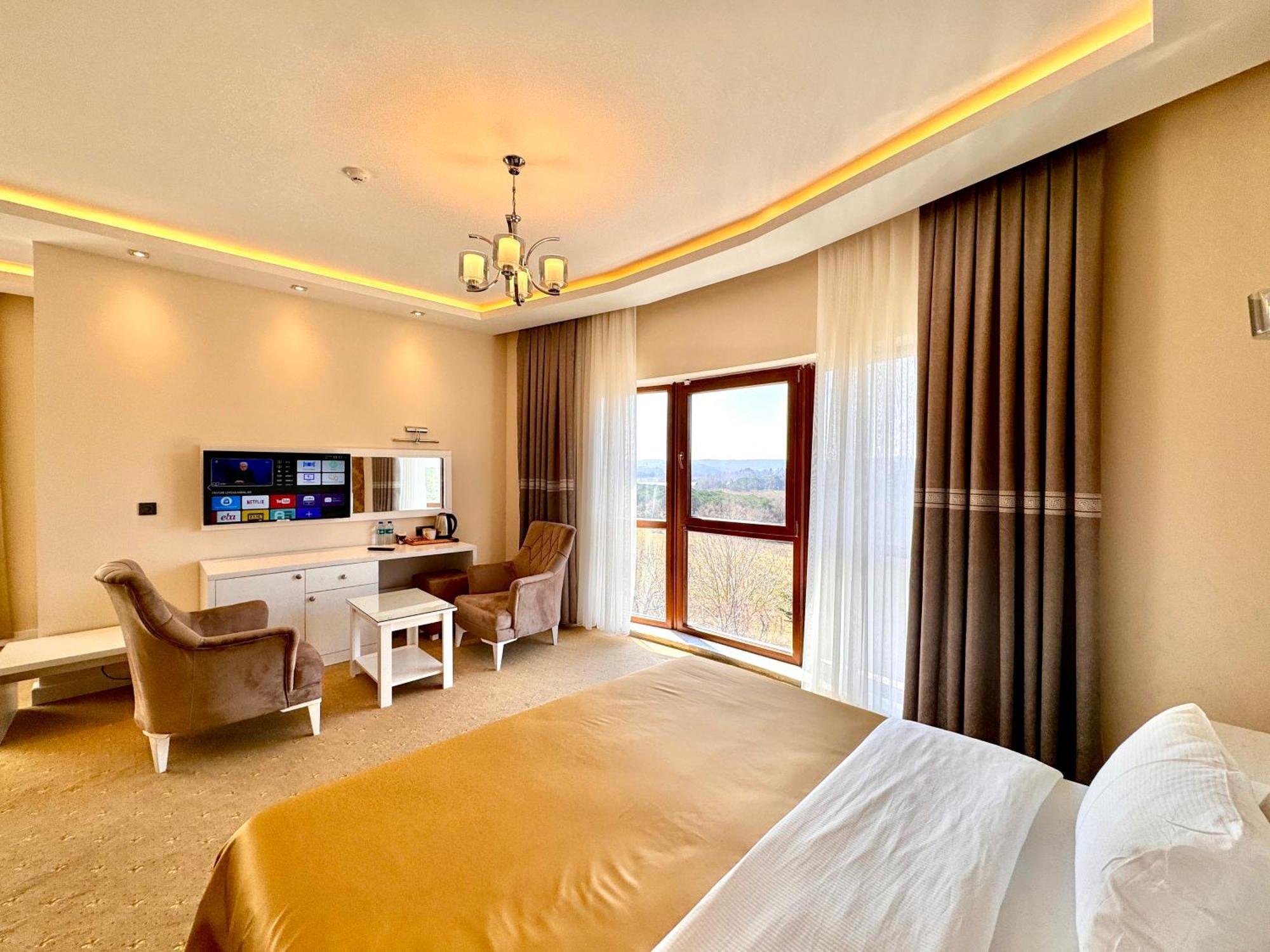 Green Roof Hotel & Spa Durusu Exterior photo